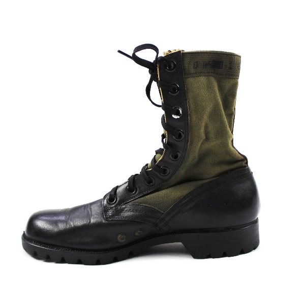 Scarce 2nd pattern jungle boots - Vibram soles - 8R