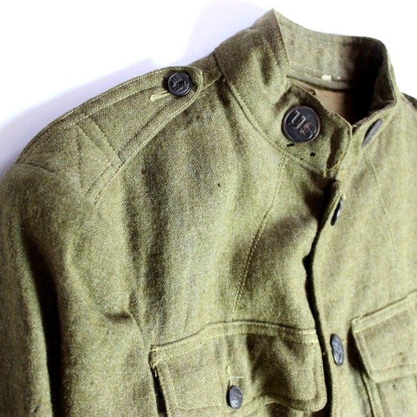 Standard enlisted man OD wool jacket w/ overseas stripe