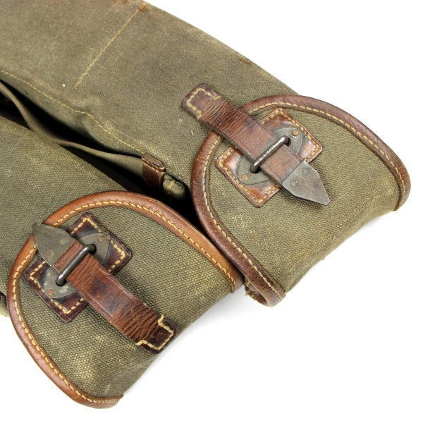 MG13 magazine carriers w/ strap and mags