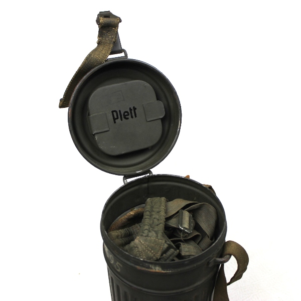 M1930 Gasmask, canister and straps - Identified