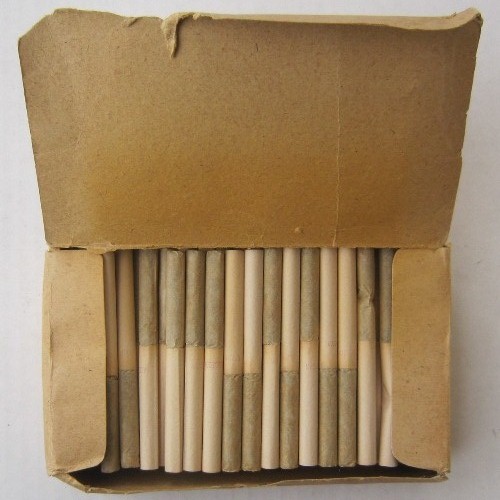 German Haudegen Junak DGM 100 cigarettes box