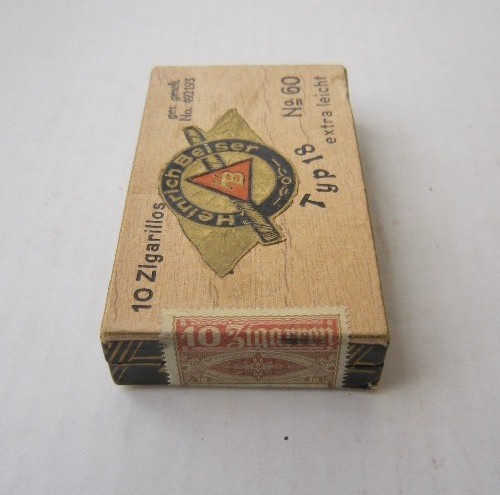 German WW2 Heinrich Beiser Type 18 box of 10 Zigarillos