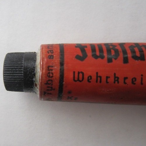 German WW2 foot perspiration ointment tube