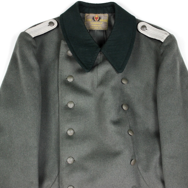 Officers winter greatcoat w/ sword shoulder harness