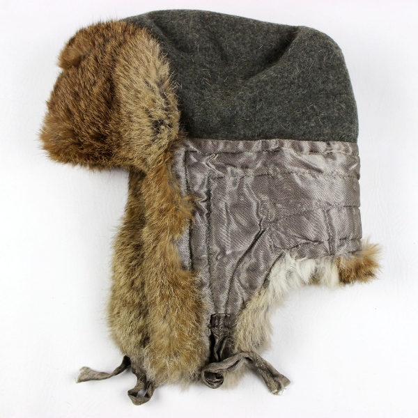 Officers winter fur cap w/ WH eagle - 1943