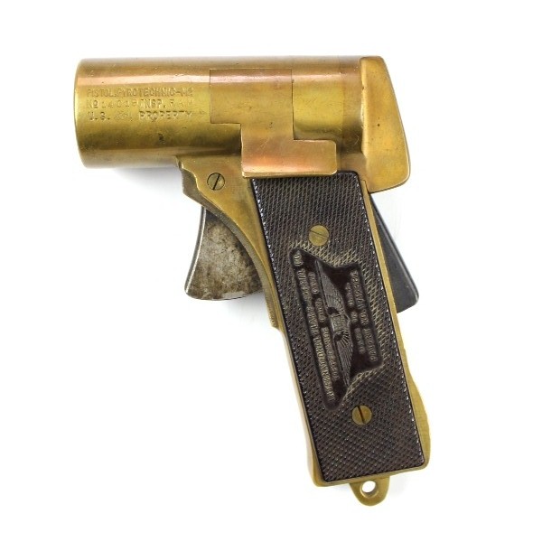 Pyrotechnic Flare Pistol Model M2 - Nice!