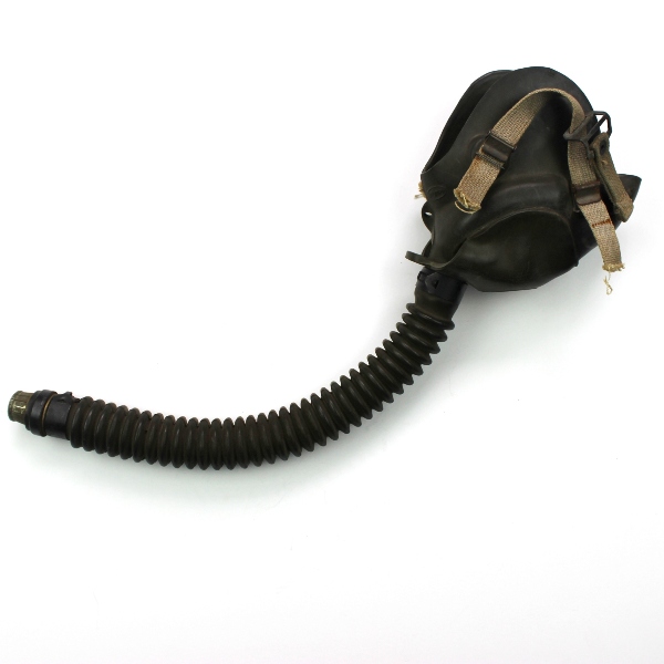 USAAF A-10A demand oxygen mask - 1942 - Medium