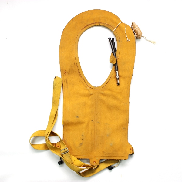 USAAF Life preserver vest type B4 - Dated 11/1943 