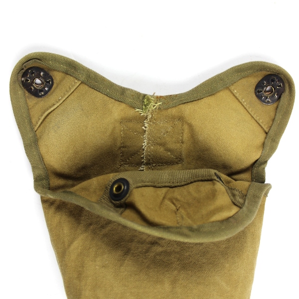 USMC 2nd pattern cover w/ 1944 canteen