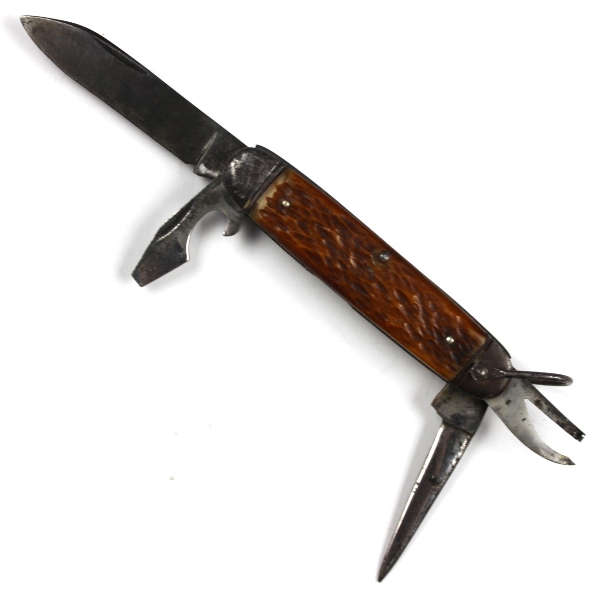 Camillus New York Electrician Knife – Human Interaction