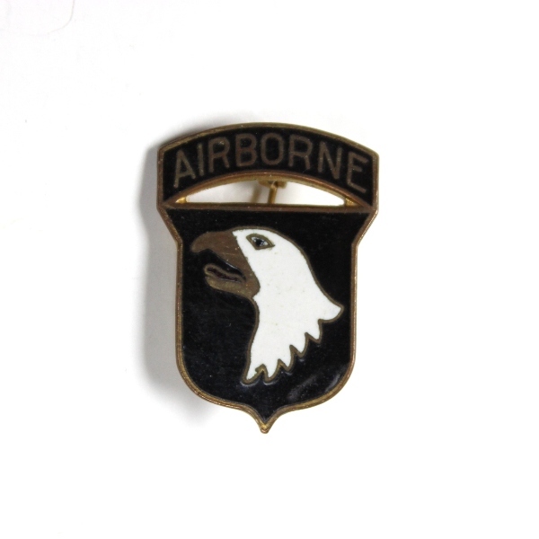 101st Airborne Division distinctive unit insignia