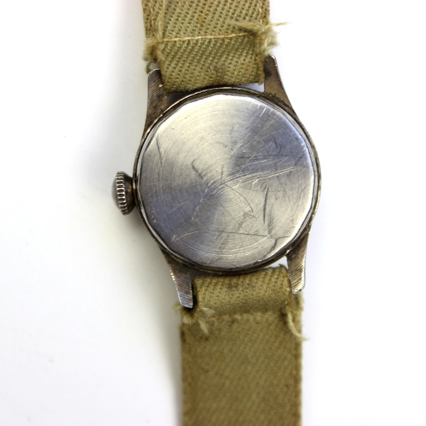 1930s / 1940s women wrist watch with military wristband