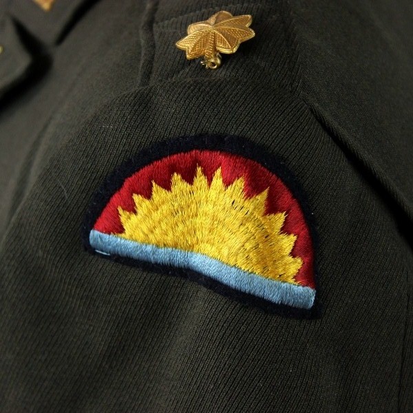 116th Eng. Bn (41st ID) officer grouping: Class-A & Ike Jacket