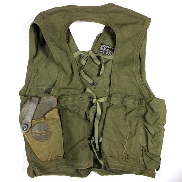 USAAF type C1 emergency sustenance vest - Identified