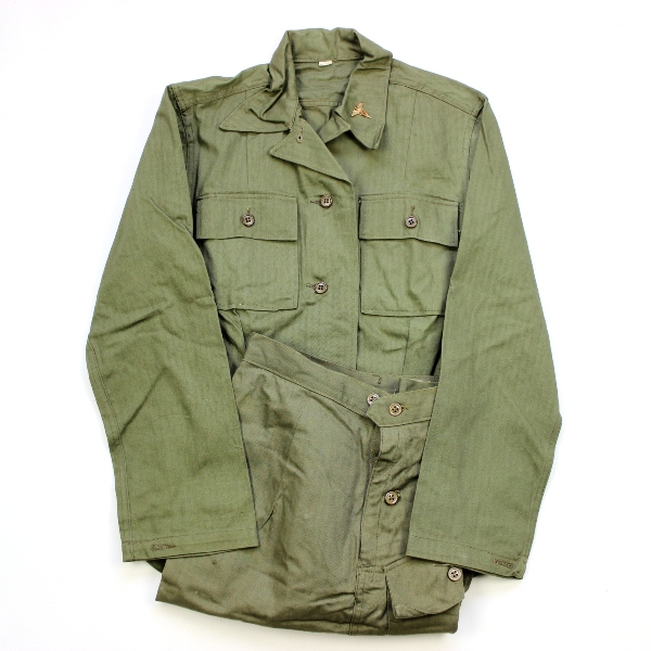 Female army outlet fatigue jacket