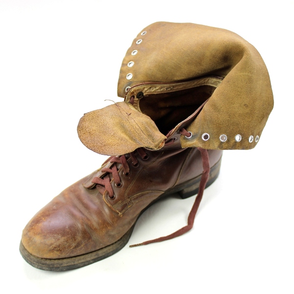 Women's Army Corps leather shoes w/ field modification