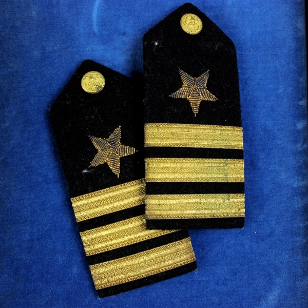 US Naval officer dress bicorn, epaulets, belt and cape