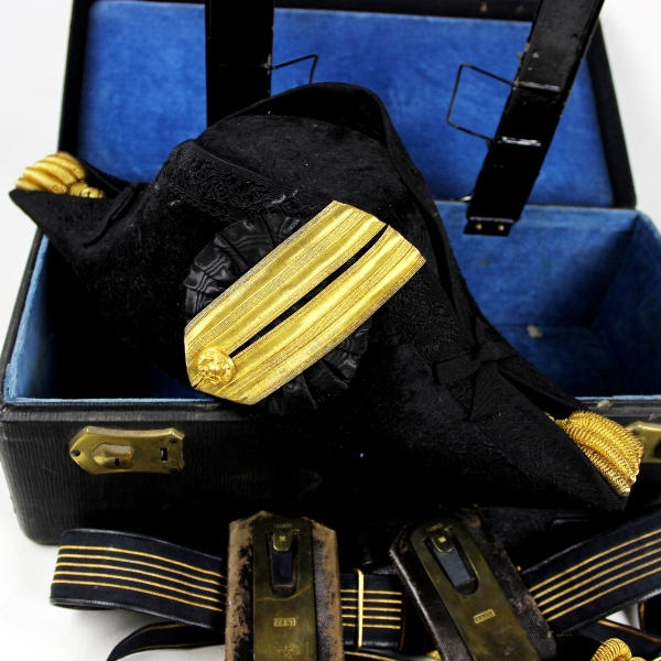US Naval officer dress bicorn, epaulets, belt and cape