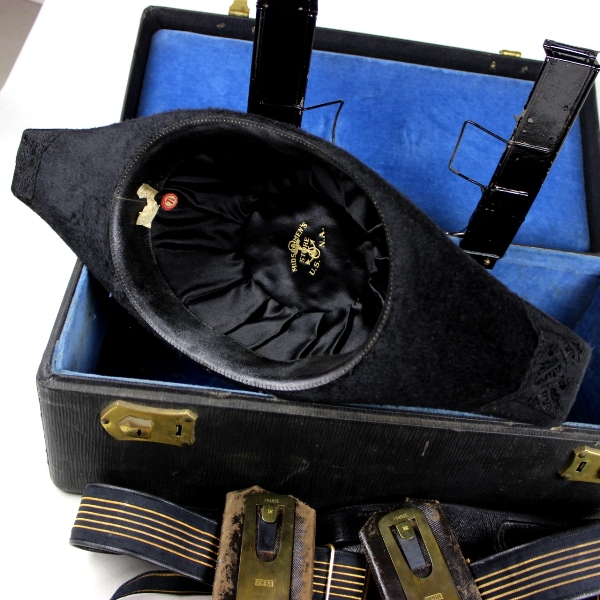 US Naval officer dress bicorn, epaulets, belt and cape