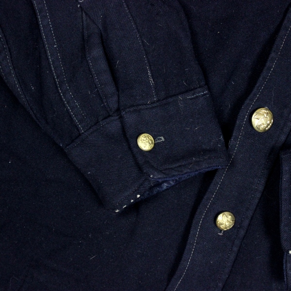 Late 19th c. dark blue wool shirt - 14 x 33