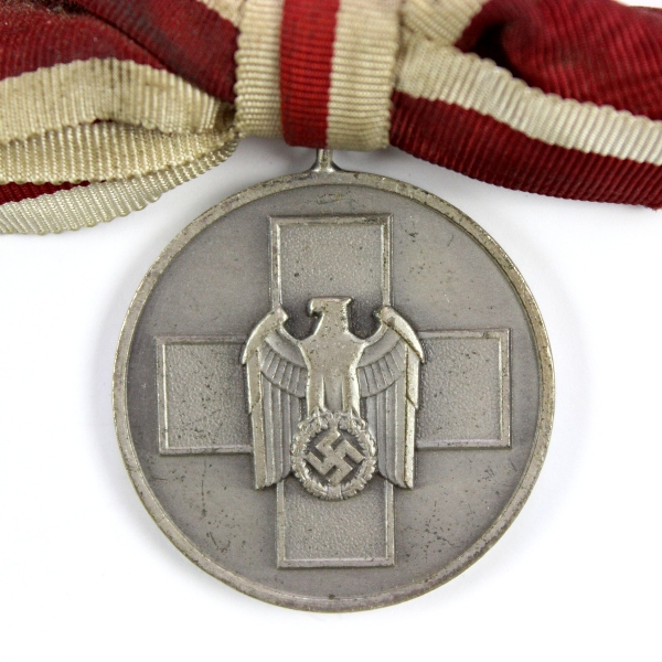 German Social Welfare Decoration Medal - Ladies’ Bow