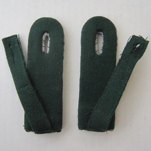 German WW2 Customs shoulder boards RFV