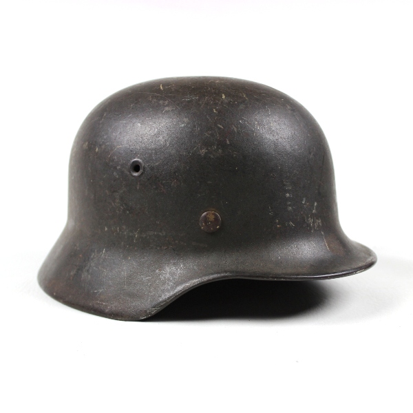 Single decal luftwaffe steel helmet - EF 62