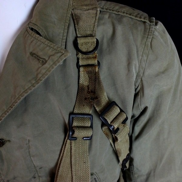 ETO officers equipment grouping: Belt, suspenders, pouch, holster - British Made