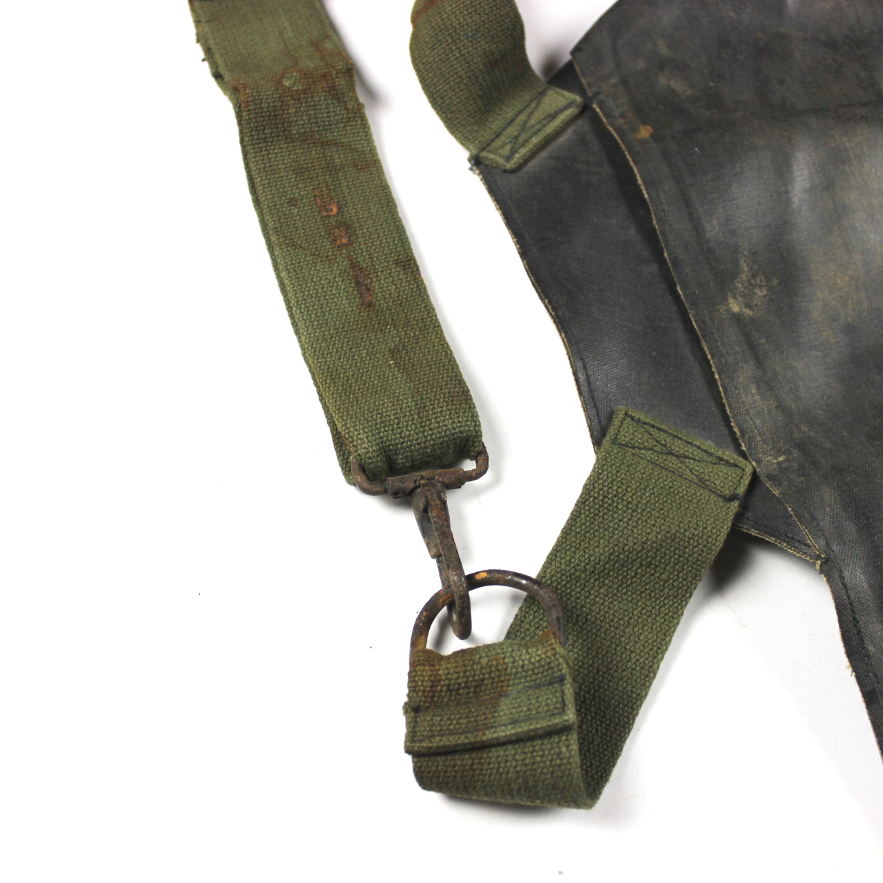 Scarce M7 'D-Day' assault gasmask bag