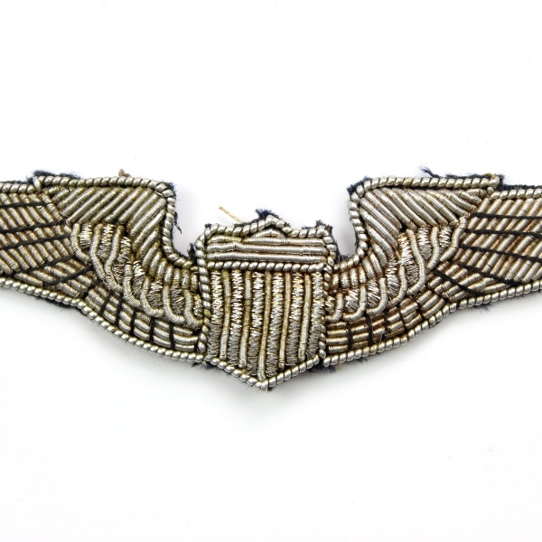 USAAF bullion pilot wings - Theater made?