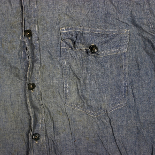 44th Collectors Avenue - US Navy chambray utility shirt - Identified