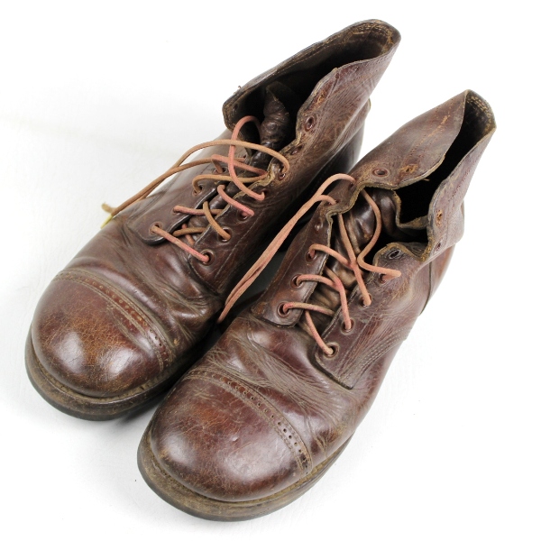 44th Collectors Avenue - Service shoes type II / M1943 Buckle boots