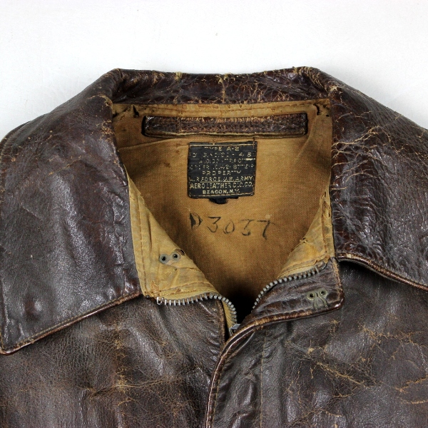 44th Collectors Avenue - USAAF leather flight jacket type A-2