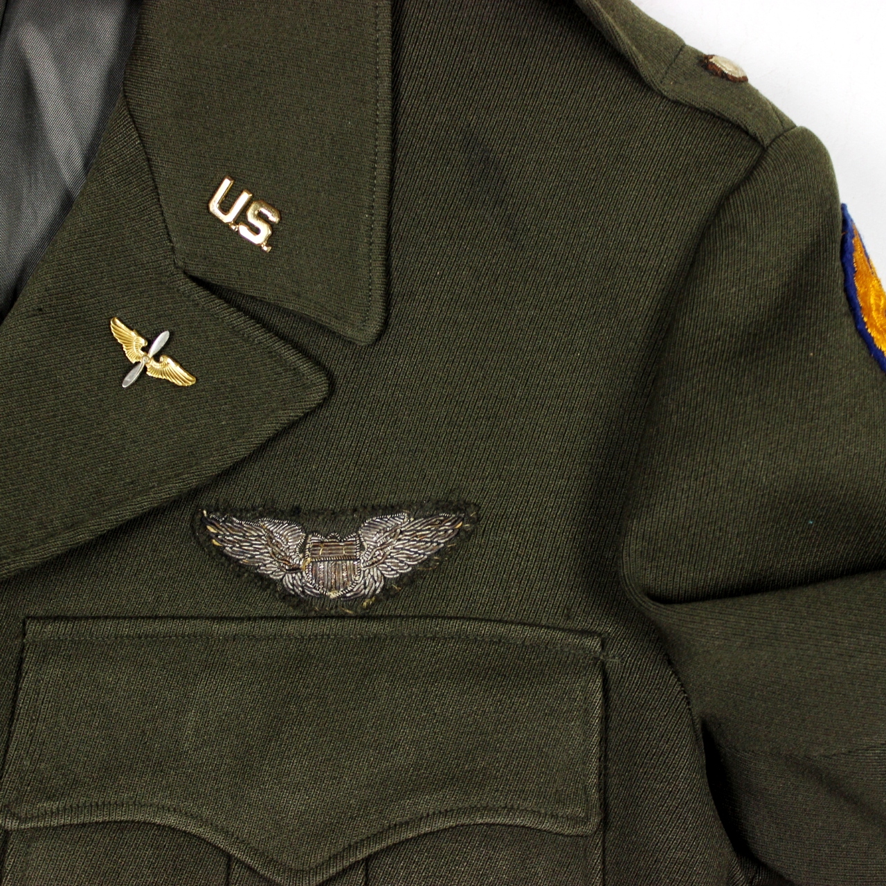 USAAF officer's Ike jacket - 8th AF/ bullion wings